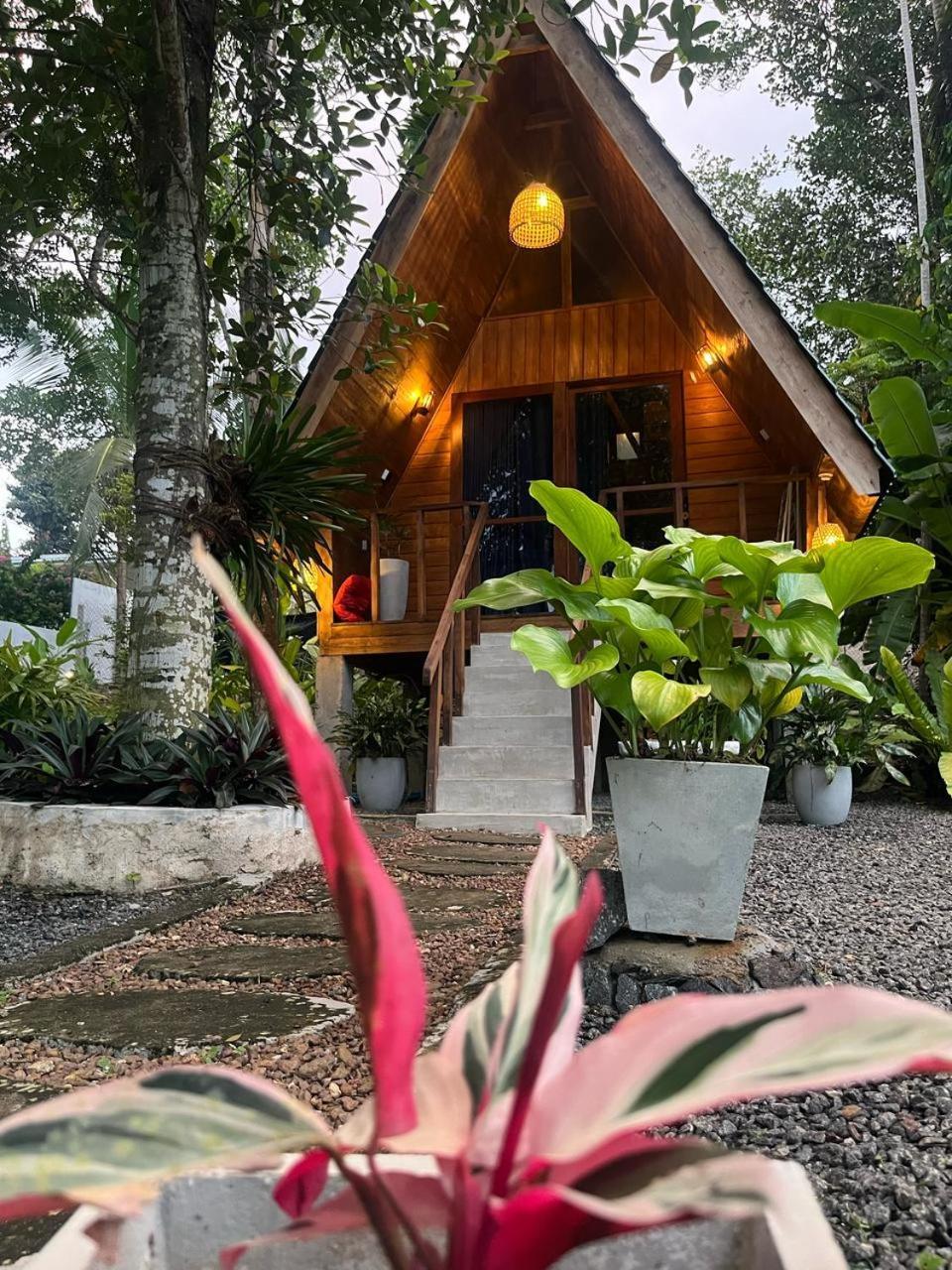 Syara Villa Unawatuna Eksteriør bilde